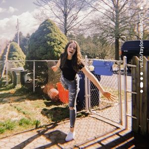 Meet your Posher, Taylor